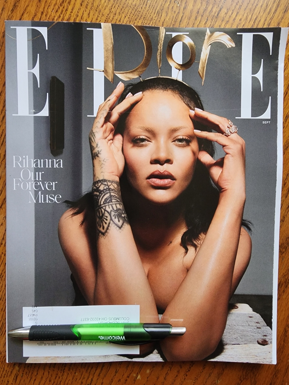 ELLE Magazine Cover Featuring Rihanna - Collectible Matte Print (Gray)